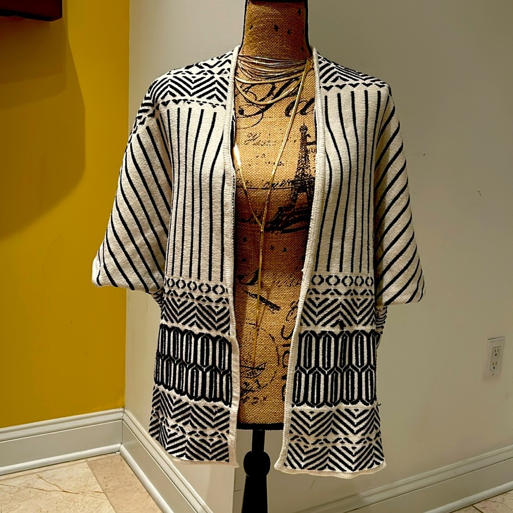 Forever 21 Aztec Wrap